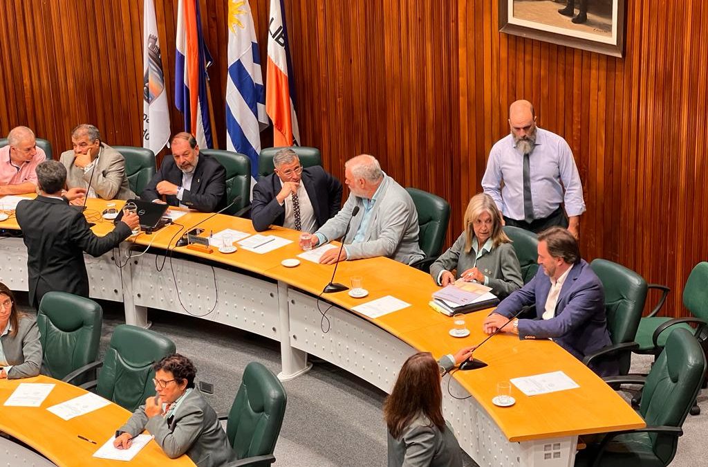 El escultor uruguayo Pablo Atchugarry fue declarado ciudadano ilustre del departamento de Maldonado