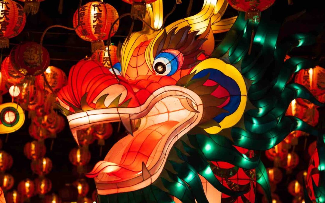 Celebración del Año Nuevo Chino en la Plaza Artigas de Punta del Este: Año del Dragón de Madera