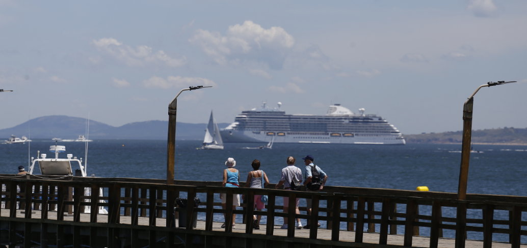 Comenzó la temporada de cruceros en Punta del Este con la llegada del World Navigator